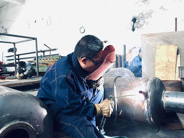 8 welding area