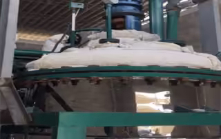 19 Waste Engine Oil Vacuum Distillation Machine Working In Columbia