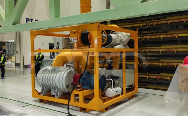 Vacuum degassing and dehydration oil purification equipment for industrial oil treatment 